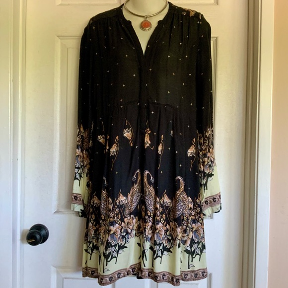 Free People Dresses & Skirts - FREE PEOPLE..dress